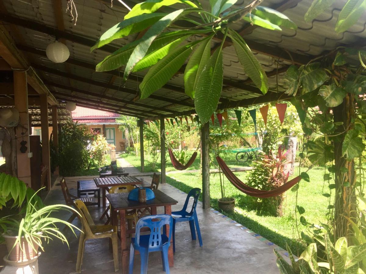 Soluna Guest House Pantai Cenang  Dış mekan fotoğraf